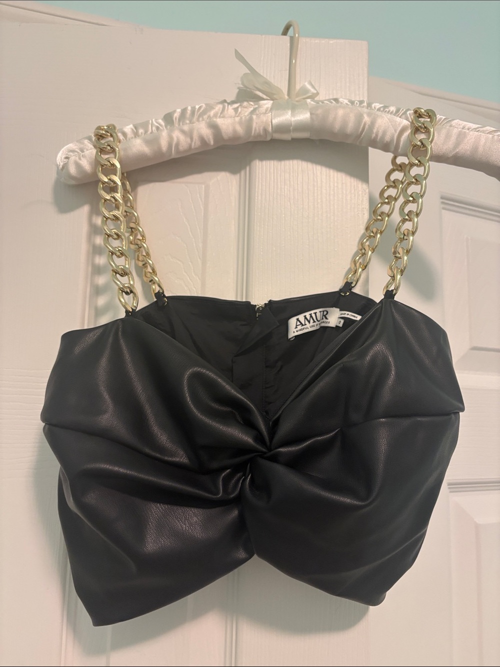 AMUR Black Faux-Leather Chain-Strap Twist Crop Top size 0 Like New